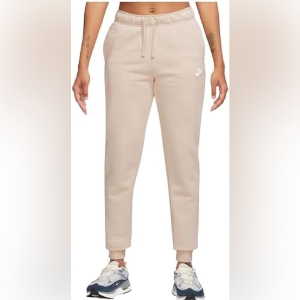 Nike Fleece Women’s Sweatpants (S)